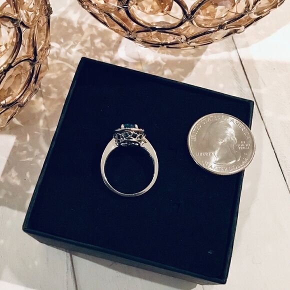 14K GOLD DIAMONDS AND BLUE TOPAZ STONE SIZE 6 - Picture 5 of 5